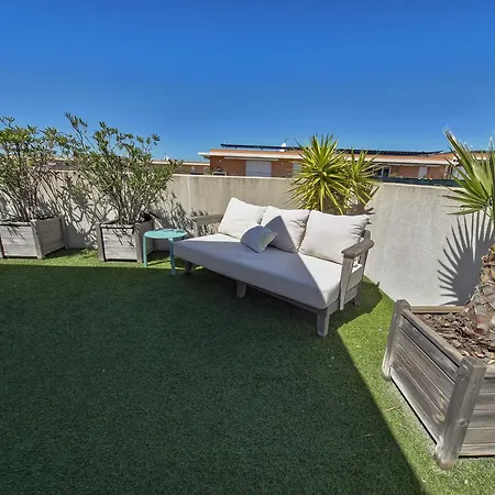 Rooftop Du Lavandou - Terrace And Pool Апартаменти *