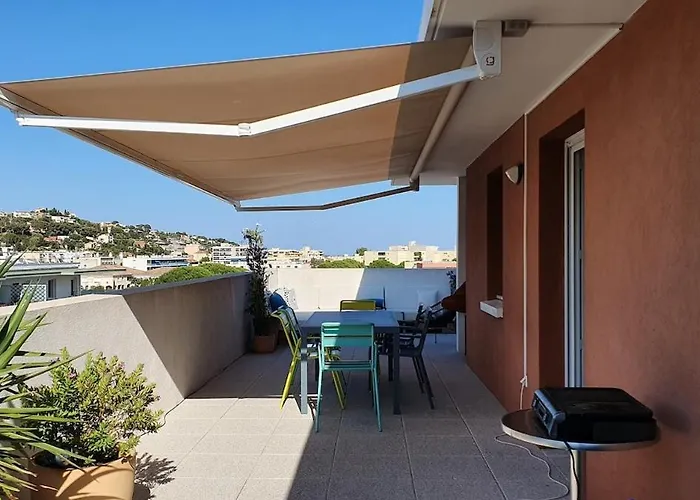 Rooftop Du Lavandou - Terrace And Pool Ле-Лаванду