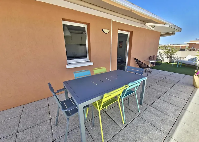 Rooftop Du Lavandou - Terrace And Pool Le Lavandou